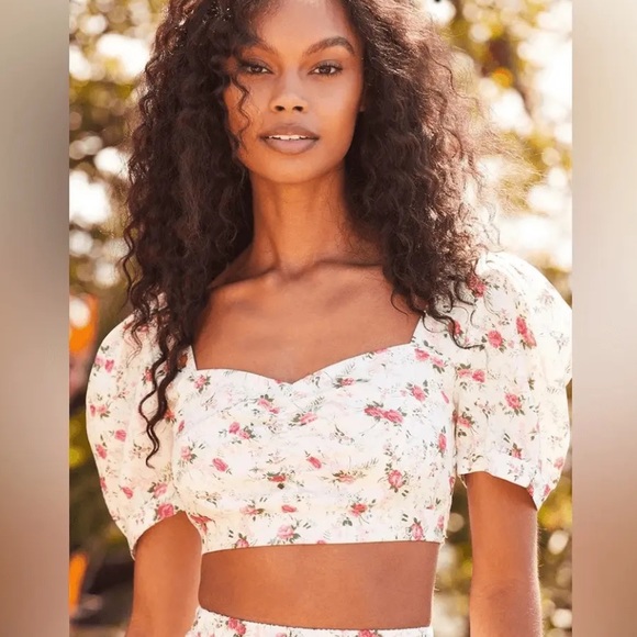 Lulus floral crop puff sleeve top - Picture 1 of 6
